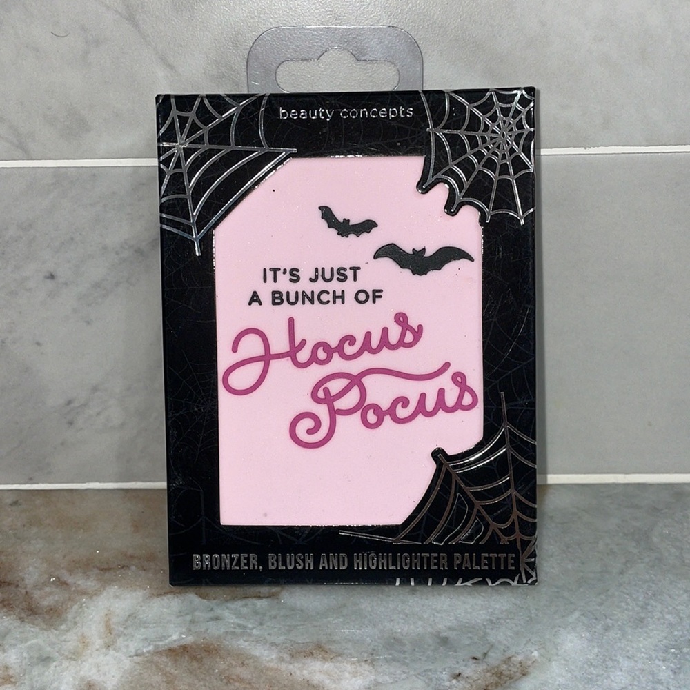 Beauty Concepts Bunch of Hocus Pocus Palette Bronzer, Blush, and Highlighter NEW